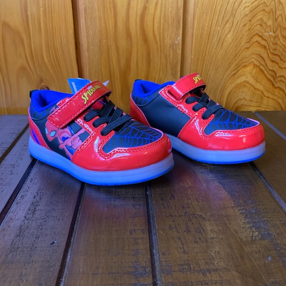 spiderman light up trainers